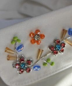 Collo Camicia Ricamato con campo fiori - immagine 3