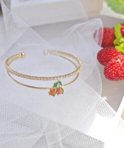 Bracciale rigido con strass e ciliegia - immagine 4