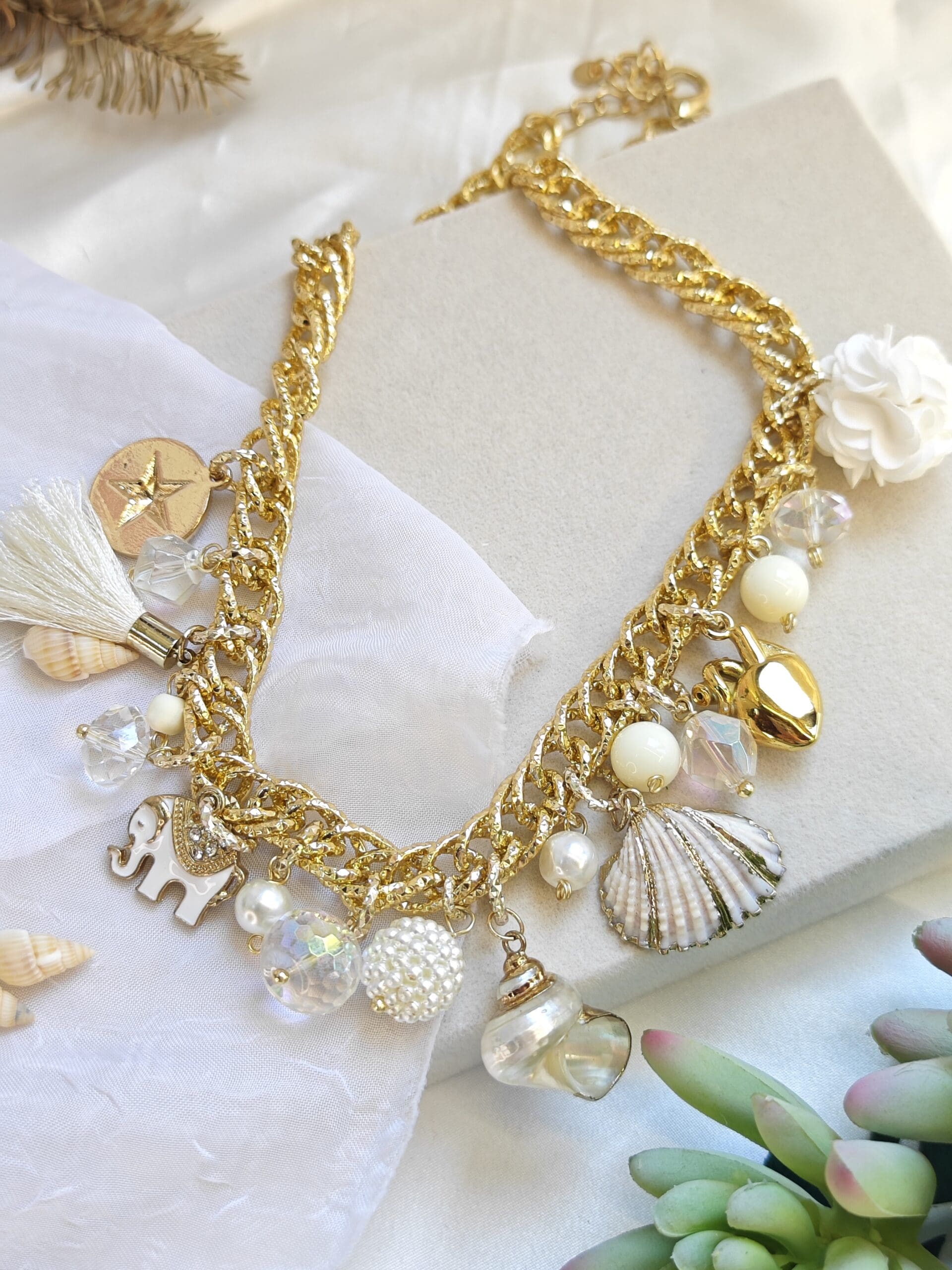 Collana multicharms conchiglie e nappine - immagine 3