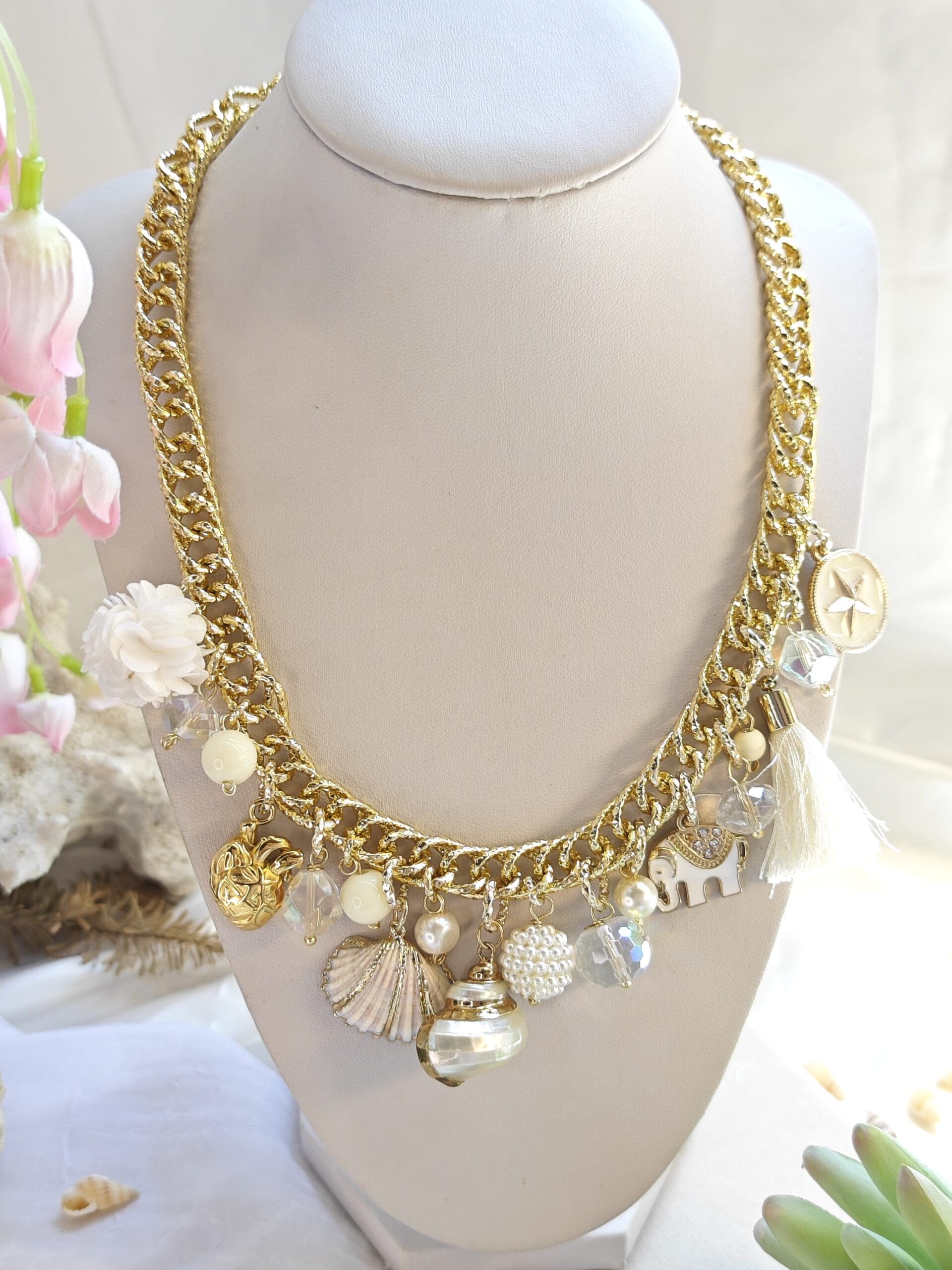 Collana multicharms conchiglie e nappine