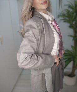 Alternative view of Giacca Giorgia