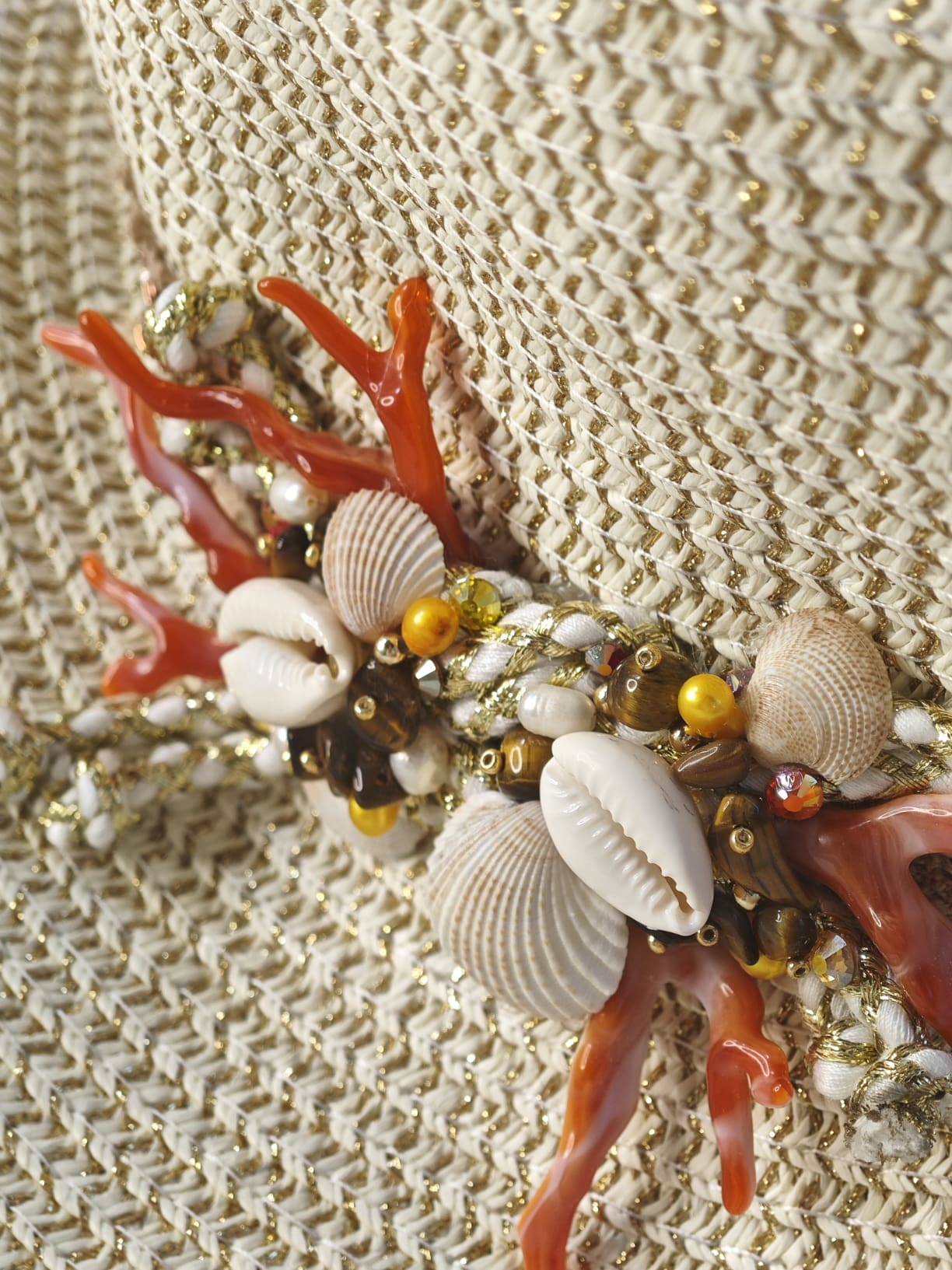 Cappello Con Nodo tra coralli e conchiglie - immagine 8