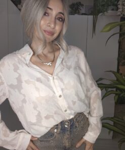 Alternative view of Camicia fiori in trasparenza con punti luce
