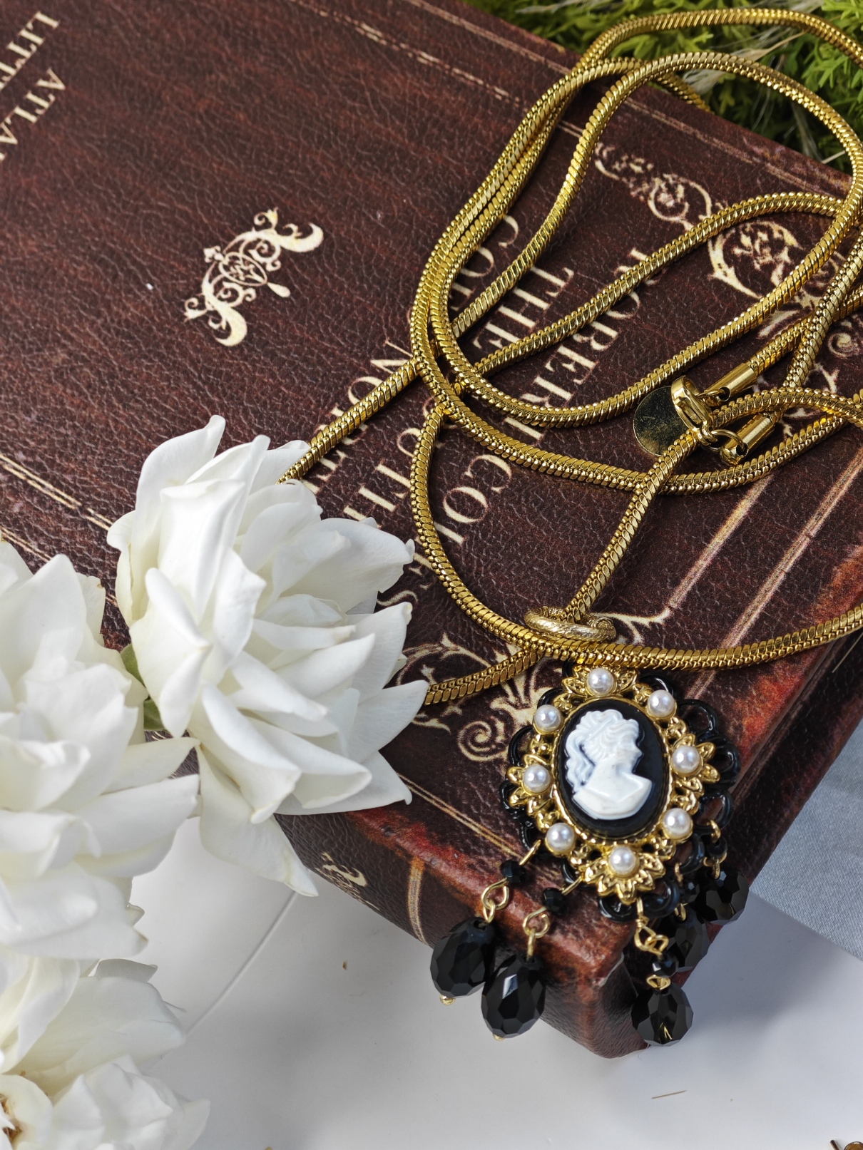 Collana lunga in acciaio con cammeo - immagine 6